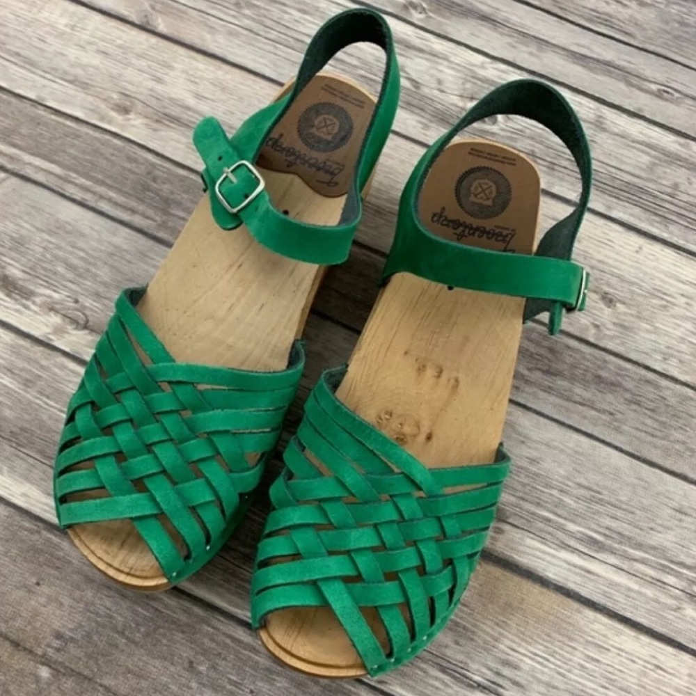 NEW TROENTORP GREEN CLOG SANDALS SIZE 38